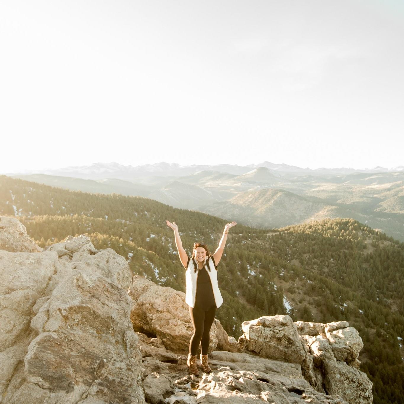 Plan Your Perfect Girls Trip to Denver: Complete Flight Booking Guide and Travel Tips