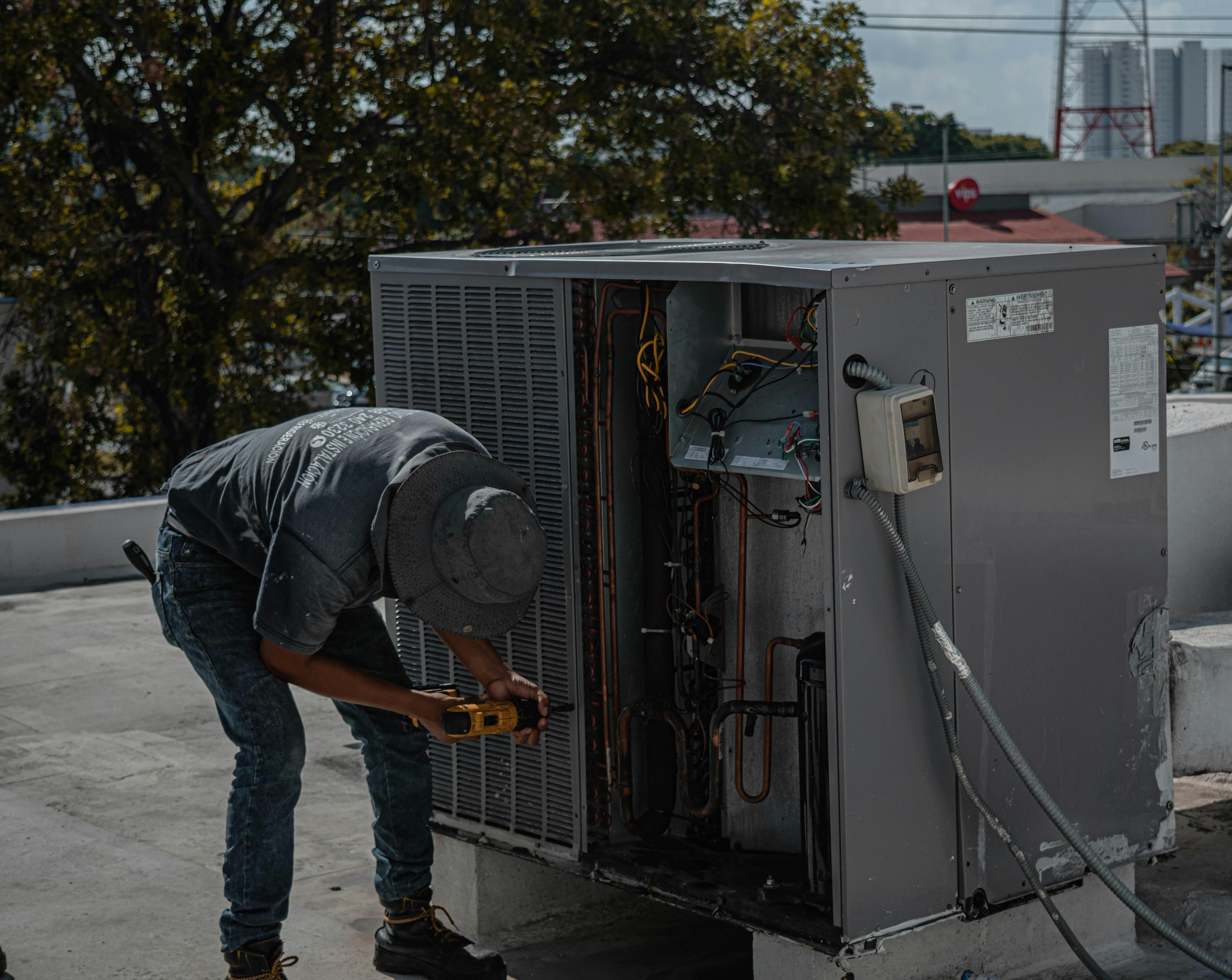 Emergency HVAC Repair Near Me — Emergency HVAC Repair Near Me: Fast 24/7 Service in 2026 — Photo by José Andrés Pacheco Cortes on Pexels
